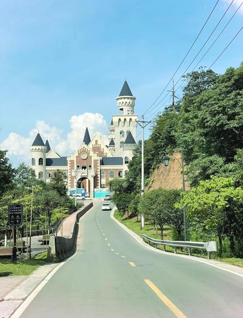 赤水天鹅堡避暑房值得买吗