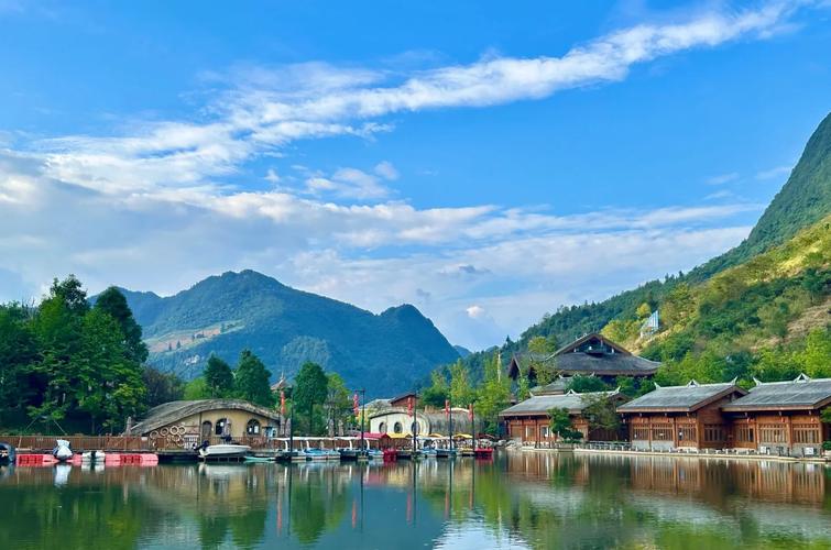 贵州避暑住哪个小镇比较好