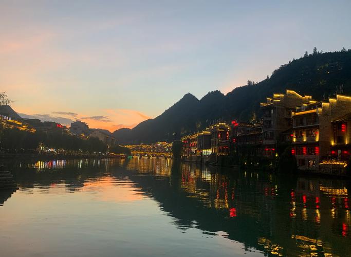 贵州避暑住哪个小镇比较好