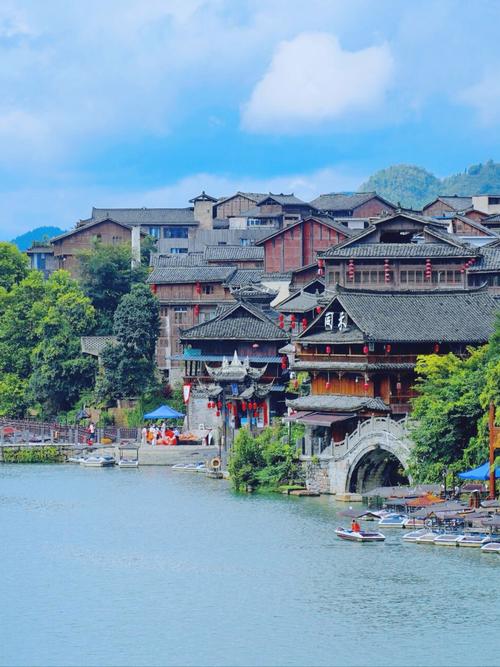 避暑胜地六盘水海拔高吗，六盘水海拔高度