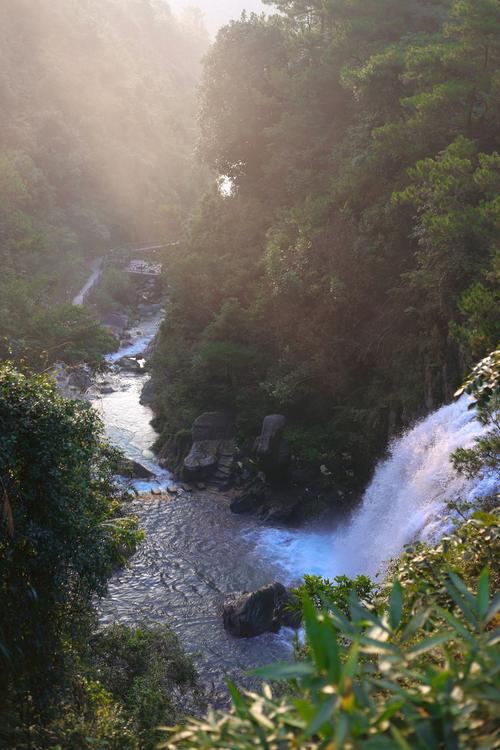 衢州狮子岩瀑布介绍