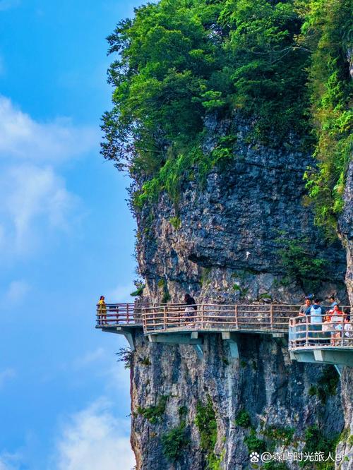 暑假哪里的旅游景点最凉快?