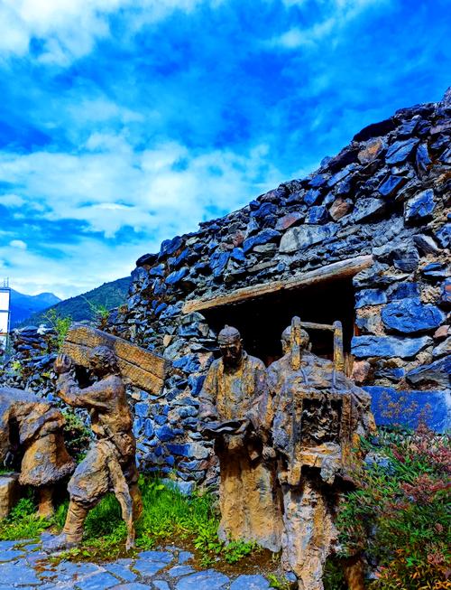 康定旅游必备(康定旅游攻略超详细)