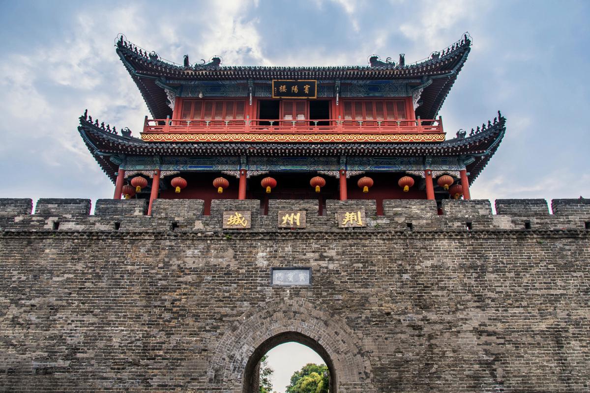 荆州旅游景点攻略，荆州旅游景点攻略一日游推荐路线？