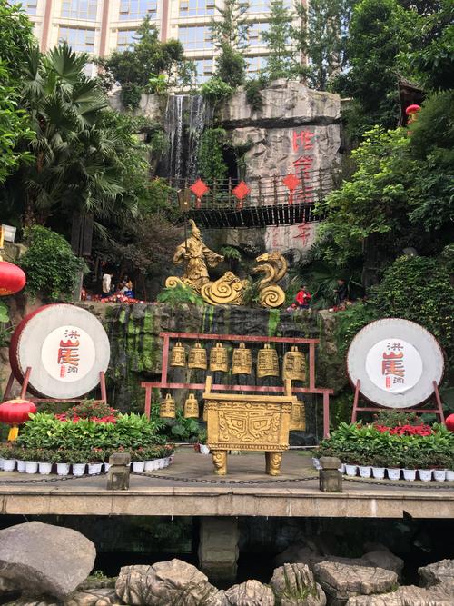 重庆白天去哪儿玩_重庆夏天白天适合玩的地方